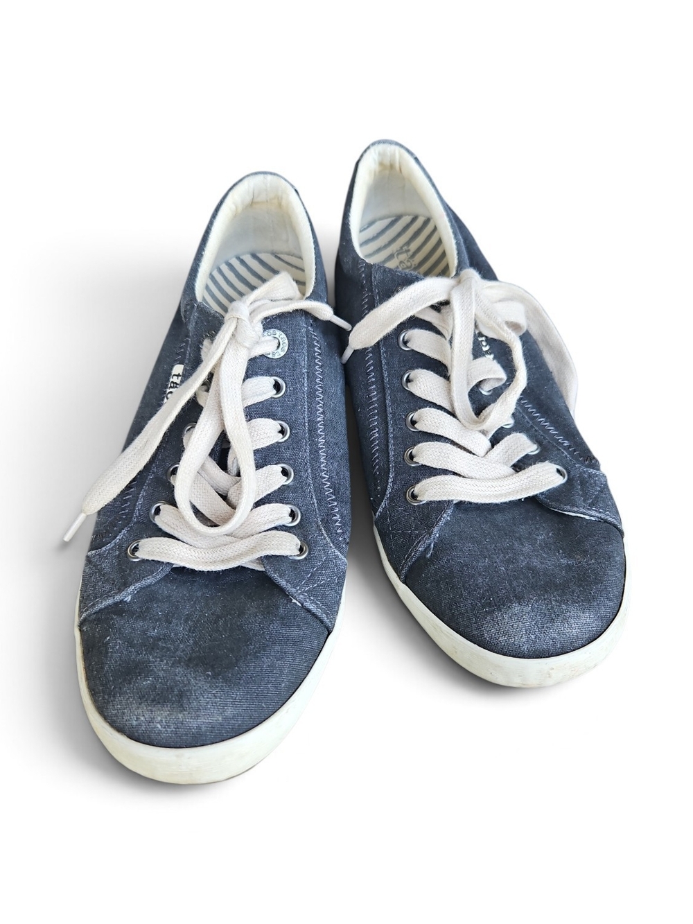 Taos Footwear Men's Navy Canvas Sneakers with White Laces